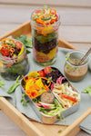 Knackiger Gemüse-Reis-Salat mit Sesam-Dressing 