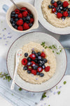 Süßes Kokos-Risotto mit marinierten Beeren 